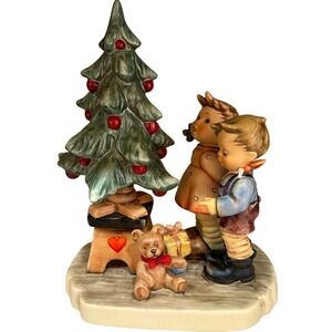 Hummel Wonder of Christmas Goebel First Issue‎ Figurine